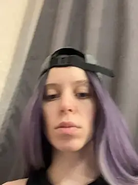 Snapshot of RinaMood chatting on January 28, 2025, 6:16 am RinaMood online show from January 28, 2025, 6:16 am