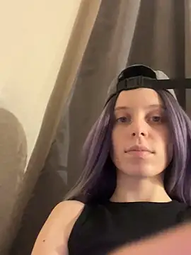 Snapshot of RinaMood chatting on January 30, 2025, 12:16 pm RinaMood online show from January 30, 2025, 12:16 pm