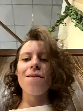 Snapshot of RinaMood chatting on September 11, 2025, 6:46 am RinaMood online show from September 11, 2025, 6:46 am