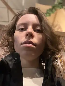 Snapshot of RinaMood chatting on September 13, 2025, 8:47 am RinaMood online show from September 13, 2025, 8:47 am