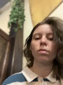 Snapshot of RinaMood chatting on September 18, 2025, 7:54 am RinaMood online show from September 18, 2025, 7:54 am