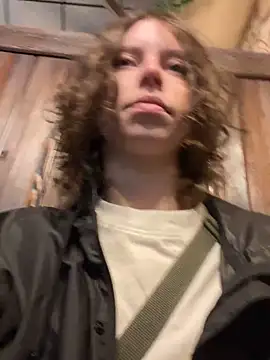 Snapshot of RinaMood chatting on September 23, 2025, 5:32 am RinaMood online show from September 23, 2025, 5:32 am