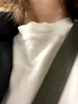 Snapshot of RinaMood chatting on September 29, 2025, 5:34 am RinaMood online show from September 29, 2025, 5:34 am