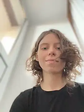 Snapshot of RinaMood chatting on October 11, 2025, 8:02 am RinaMood online show from October 11, 2025, 8:02 am