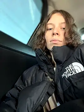 Snapshot of RinaMood chatting on October 20, 2025, 4:24 am RinaMood online show from October 20, 2025, 4:24 am