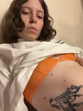 Snapshot of RinaMood chatting on October 25, 2025, 10:12 am RinaMood online show from October 25, 2025, 10:12 am