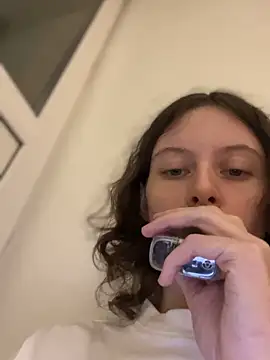 Snapshot of RinaMood chatting on November 5, 2025, 12:38 pm RinaMood online show from November 5, 2025, 12:38 pm