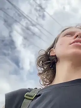 Snapshot of RinaMood chatting on November 17, 2025, 4:29 am RinaMood online show from November 17, 2025, 4:29 am