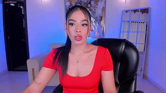 Snapshot of AlyssaDean chatting on February 18, 2025, 11:55 am AlyssaDean online show from February 18, 2025, 11:55 am