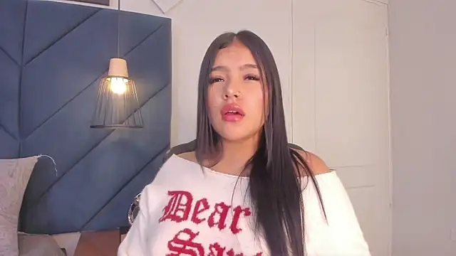 Snapshot of sarita_hills chatting on December 4, 2024, 7:17 am sarita hills online show from December 4, 2024, 7:17 am