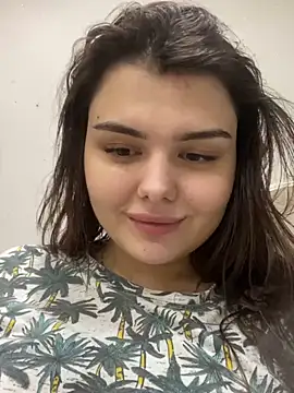Snapshot of NikaMur chatting on January 6, 2025, 11:18 am NikaMur online show from January 6, 2025, 11:18 am