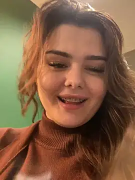 Snapshot of NikaMur chatting on January 21, 2025, 10:19 am NikaMur online show from January 21, 2025, 10:19 am