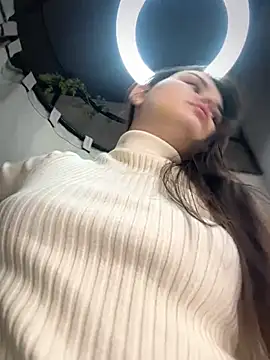 Snapshot of NikaMur chatting on January 27, 2025, 7:45 am NikaMur online show from January 27, 2025, 7:45 am