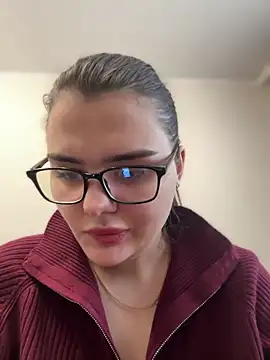 Snapshot of NikaMur chatting on February 11, 2025, 3:29 am NikaMur online show from February 11, 2025, 3:29 am
