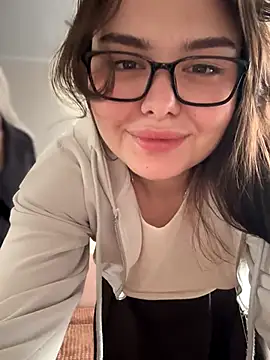 Snapshot of NikaMur chatting on October 23, 2025, 2:44 am NikaMur online show from October 23, 2025, 2:44 am