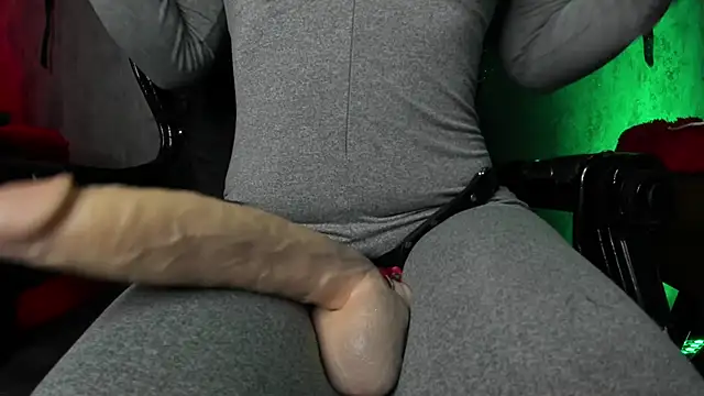 CharlotteScotte online show from January 14, 2025, 5:56 pm