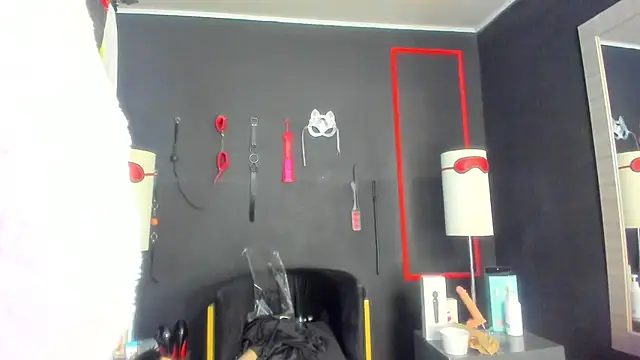 CharlotteScotte online show from October 16, 2025, 12:28 pm