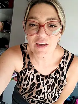 Snapshot of Daniela77771 chatting on March 17, 2025, 2:45 pm Daniela77771 online show from March 17, 2025, 2:45 pm