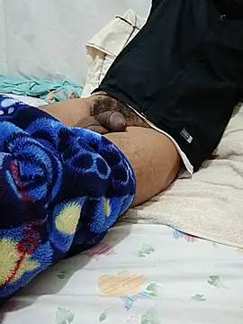 Snapshot of Mimo1402 chatting on November 17, 2025, 5:57 am Mimo1402 online show from November 17, 2025, 5:57 am