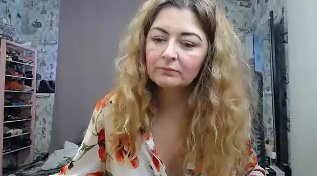 Snapshot of Helen1974 chatting on February 17, 2025, 10:07 am Helen1974 online show from February 17, 2025, 10:07 am