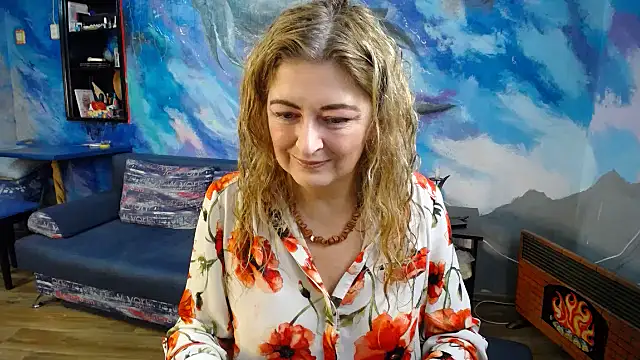 Helen1974 online show from November 10, 2025, 2:16 pm