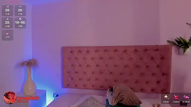 Snapshot of sophiarossee_ chatting on October 31, 2025, 12:06 pm sophiarossee online show from October 31, 2025, 12:06 pm