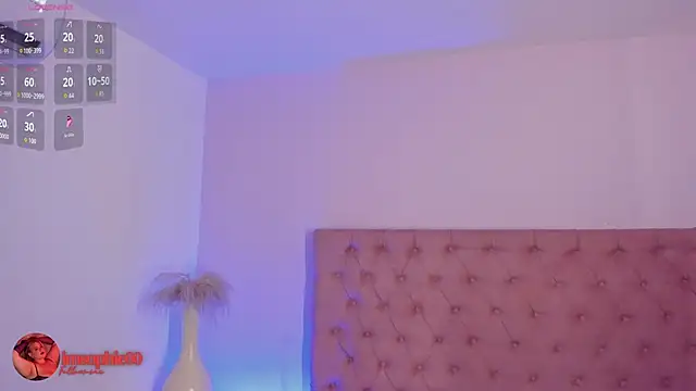 Snapshot of sophiarossee_ chatting on November 29, 2025, 12:52 pm sophiarossee online show from November 29, 2025, 12:52 pm