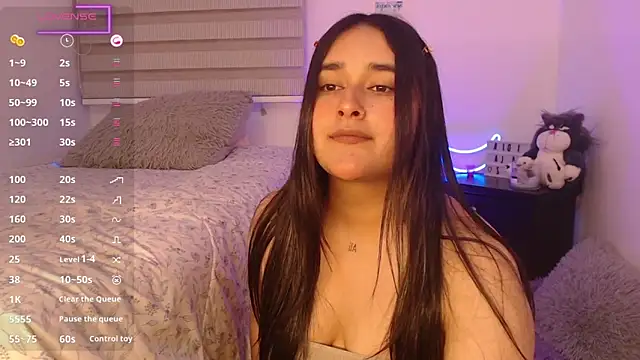 Snapshot of Megan_FE chatting on December 4, 2024, 1:36 am Megan FE online show from December 4, 2024, 1:36 am