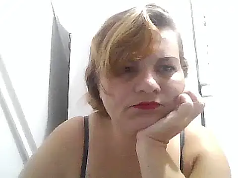 Snapshot of laiscibelle chatting on February 20, 2025, 3:23 am laiscibelle online show from February 20, 2025, 3:23 am