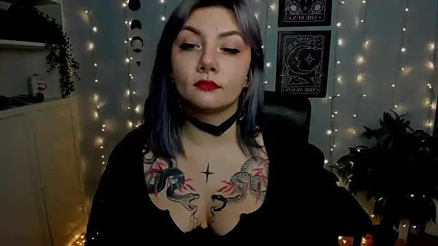 GabbiePerfect online show from October 28, 2025, 3:25 pm