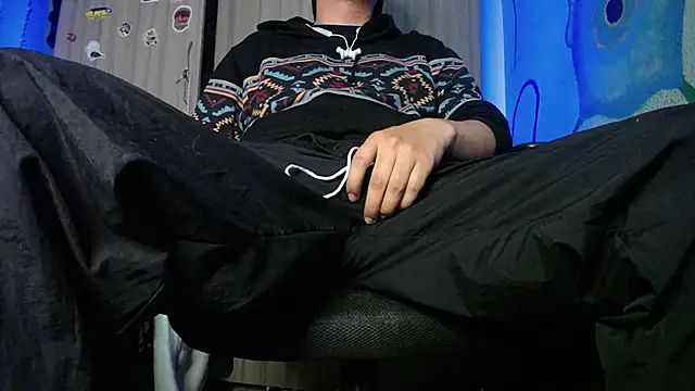 zacwatson  online show from January 26, 2025, 3:38 am