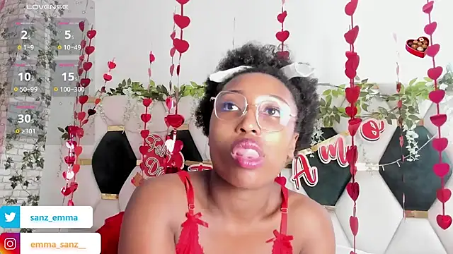 Snapshot of EmmaSanzz_ chatting on February 6, 2025, 2:37 pm EmmaSanzz online show from February 6, 2025, 2:37 pm