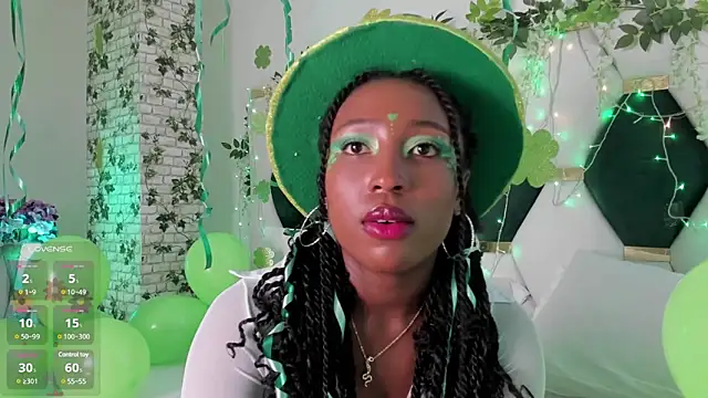 Snapshot of EmmaSanzz_ chatting on March 17, 2025, 2:56 pm EmmaSanzz online show from March 17, 2025, 2:56 pm