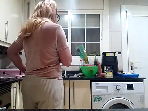 Dakota Blonde08 online show from November 2, 2025, 7:49 pm