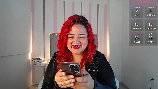 Mariana Rojas online show from September 26, 2025, 5:11 am