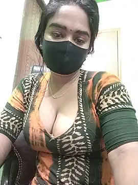 Snapshot of Kotha_-Moni chatting on December 22, 2024, 2:27 pm Kotha -Moni online show from December 22, 2024, 2:27 pm