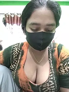 Snapshot of Kotha_-Moni chatting on January 2, 2025, 1:49 am Kotha -Moni online show from January 2, 2025, 1:49 am