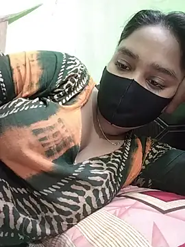 Snapshot of Kotha_-Moni chatting on January 2, 2025, 4:52 am Kotha -Moni online show from January 2, 2025, 4:52 am