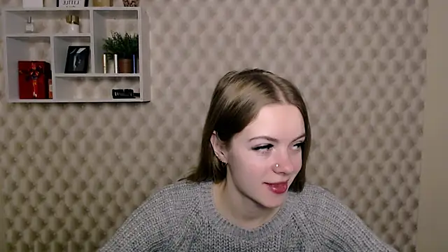 Snapshot of AliceFlirtt_ chatting on December 31, 2024, 7:20 am AliceFlirtt online show from December 31, 2024, 7:20 am