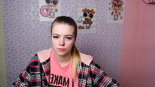 Snapshot of AliceFlirtt_ chatting on January 10, 2025, 1:20 pm AliceFlirtt online show from January 10, 2025, 1:20 pm