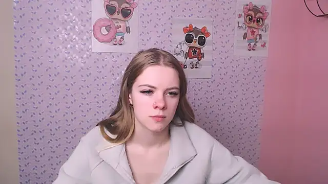 Snapshot of AliceFlirtt_ chatting on January 13, 2025, 1:49 pm AliceFlirtt online show from January 13, 2025, 1:49 pm