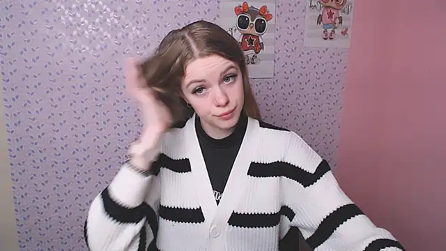 Snapshot of AliceFlirtt_ chatting on January 20, 2025, 8:41 am AliceFlirtt online show from January 20, 2025, 8:41 am