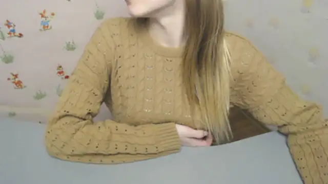 Snapshot of AliceFlirtt_ chatting on January 27, 2025, 11:22 am AliceFlirtt online show from January 27, 2025, 11:22 am