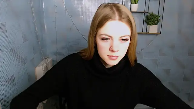 Snapshot of AliceFlirtt_ chatting on February 6, 2025, 8:18 am AliceFlirtt online show from February 6, 2025, 8:18 am