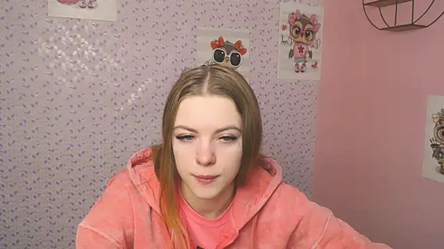 Snapshot of AliceFlirtt_ chatting on February 11, 2025, 7:54 am AliceFlirtt online show from February 11, 2025, 7:54 am