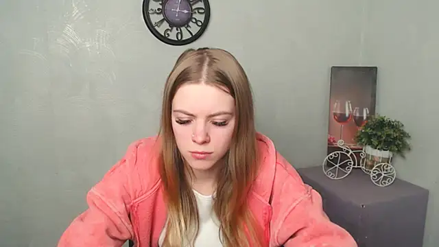 Snapshot of AliceFlirtt_ chatting on February 26, 2025, 1:52 pm AliceFlirtt online show from February 26, 2025, 1:52 pm