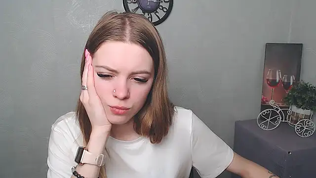 Snapshot of AliceFlirtt_ chatting on March 11, 2025, 2:18 pm AliceFlirtt online show from March 11, 2025, 2:18 pm