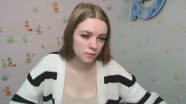 Snapshot of AliceFlirtt_ chatting on March 14, 2025, 2:08 pm AliceFlirtt online show from March 14, 2025, 2:08 pm
