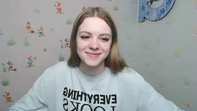 Snapshot of AliceFlirtt_ chatting on March 15, 2025, 12:56 pm AliceFlirtt online show from March 15, 2025, 12:56 pm