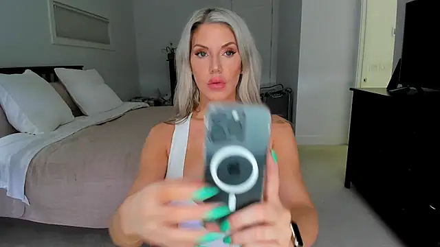 Kymmmy online show from March 16, 2025, 8:21 pm